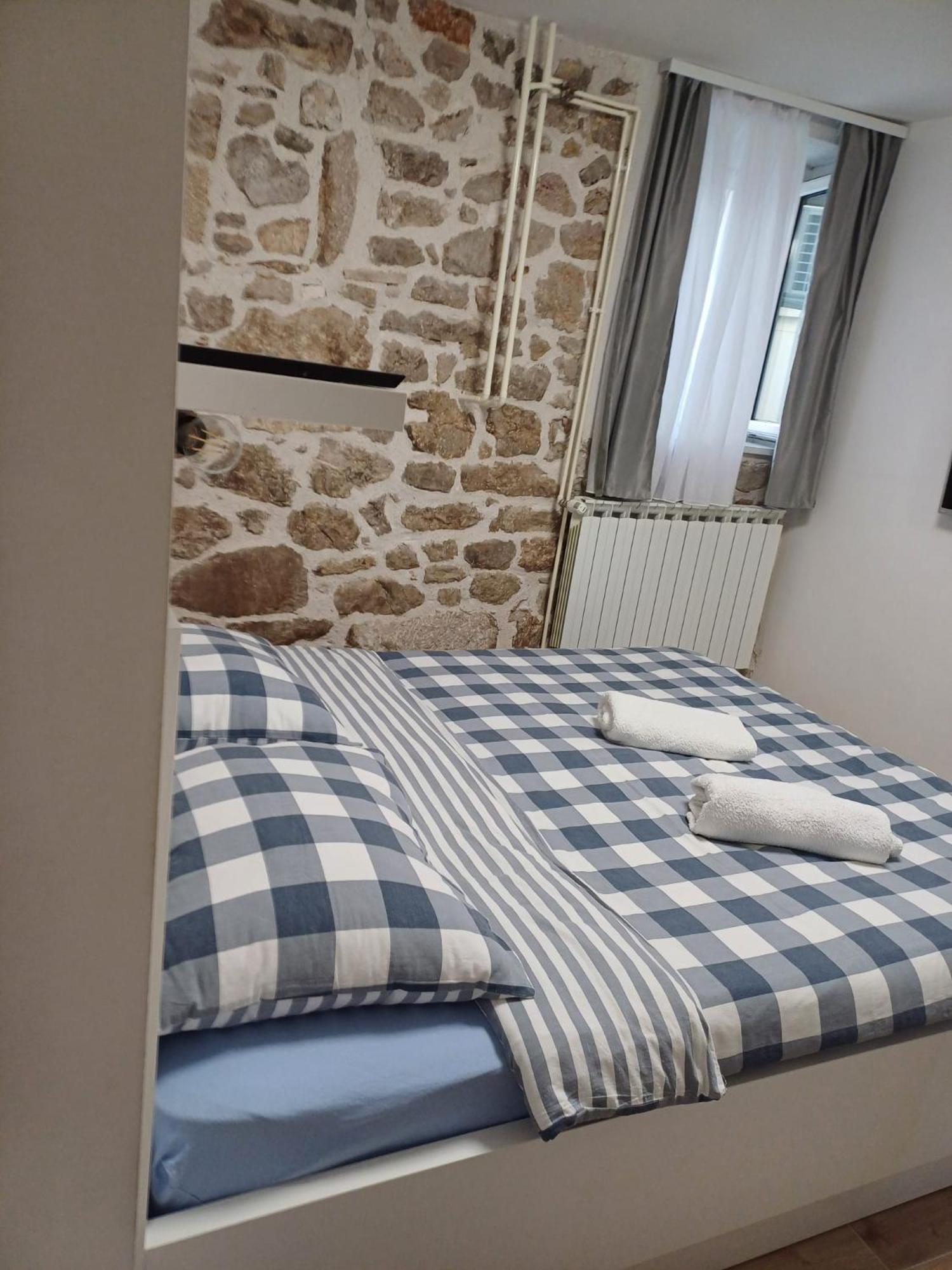 Apartman Kale シベニク エクステリア 写真